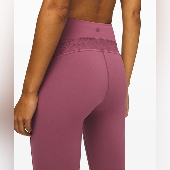 Lululemon Wunder Under Crop High-Rise Flocked Everlux
Plumful - Picture 1 of 9